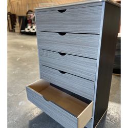 5 drawers dresser/ Five drawers dresser