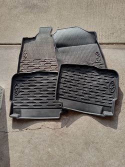 SUBARU LEGACY OEM All-Weather Rubber Floor Mat Set