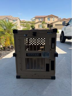 Dog crate