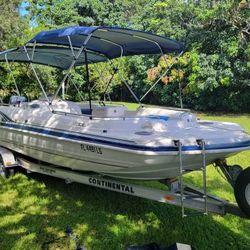 2002 Godfrey marine Hurricane fun deck