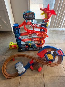 Hot Wheels Garage and Monster Jam Track