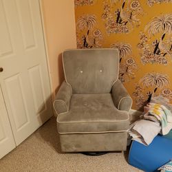 Rocking Chair With Matching Ottoman