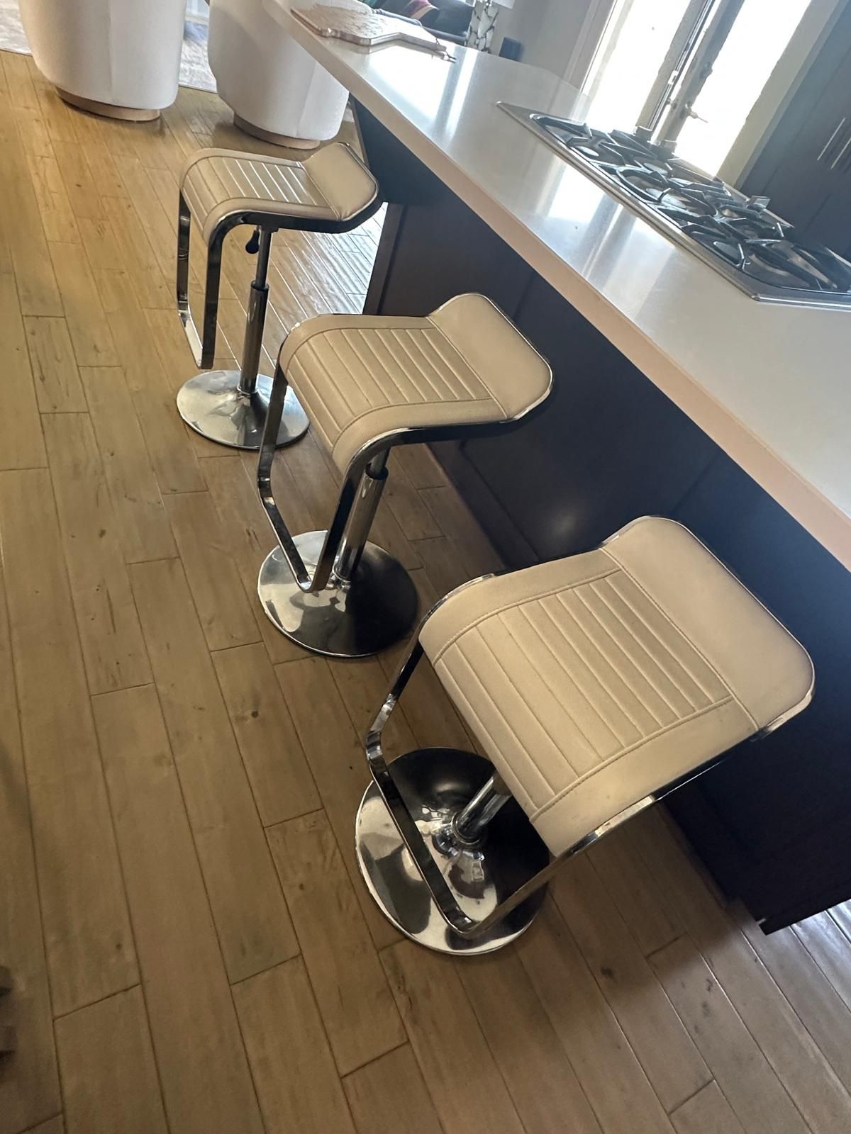 3 Bar Stools