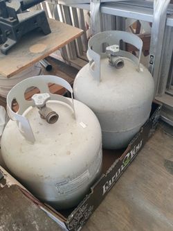 Propane tanks good condition