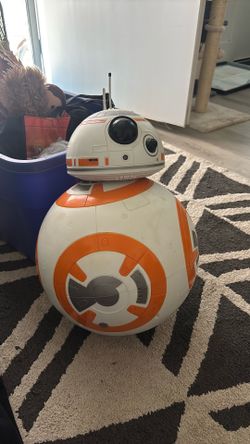 Star Wars BB8 Statue