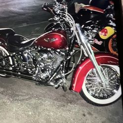 Harley Davidson Deluxe 2005  027030 Miles Low 