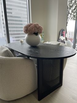 Black Oval Dining Table