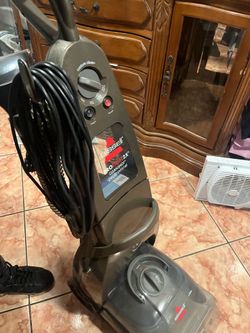 Carpet cleaner