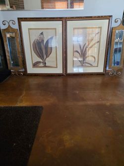 2 picture set with 2 mirror