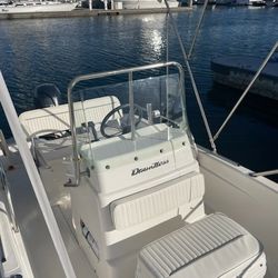 Boat Windshields Replacement 