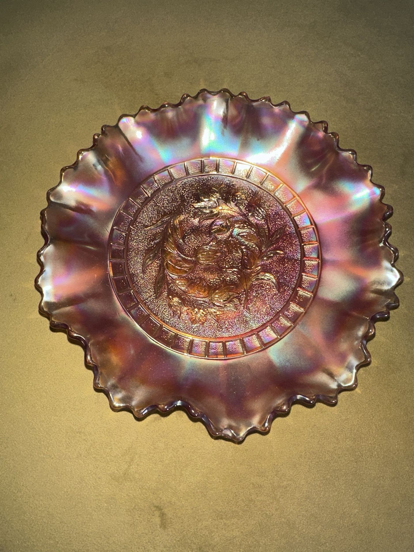 Dugan Marigold Carnival Glass Windflower 10 Ruffled Bowl