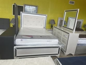 Queen bedroom set 1572