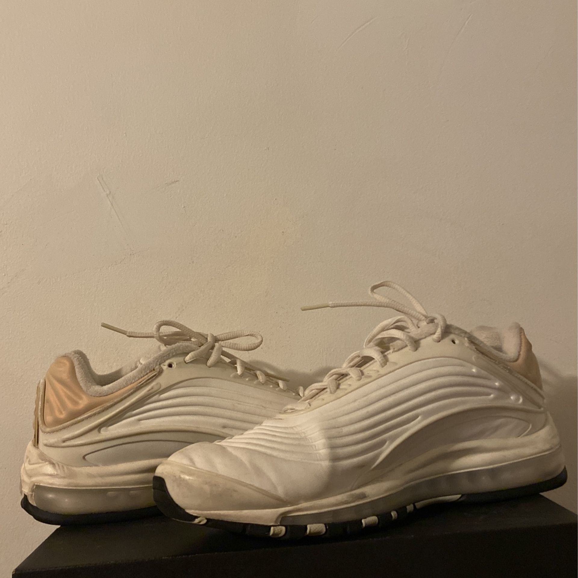 Nike Air Max Deluxe SE