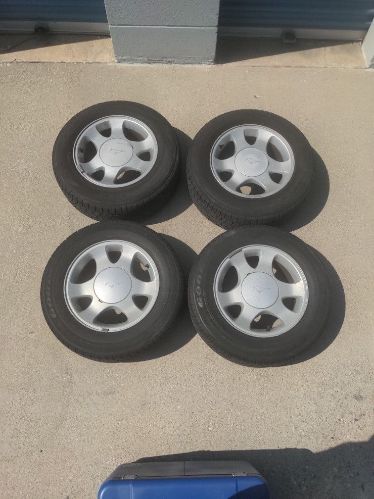 SN95 Factory Mustang Wheels 15"