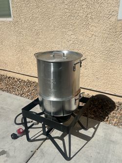 Outdoor Propane Turkey Fryer & Large Cooking Pot Set