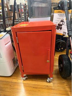 Metal Rolling Utility Cabinet