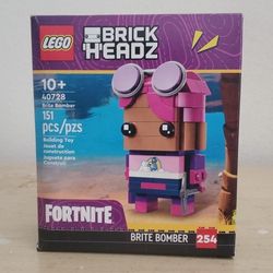 Lego Brickheadz Brite Bomber 40728