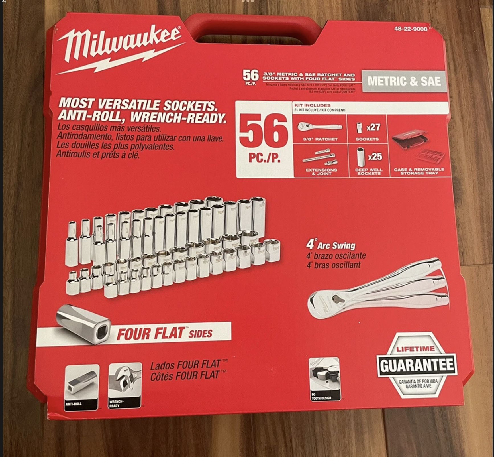 Milwaukee 3/8 in. Drive SAE/Metric Ratchet and Socket Mechanics Tool Set (56-Piece). Brand NEW. NUEVO.