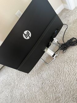 HP Computer Monitor with Stand and Cables like new