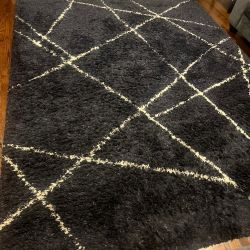 8*10 ‘Area Rug