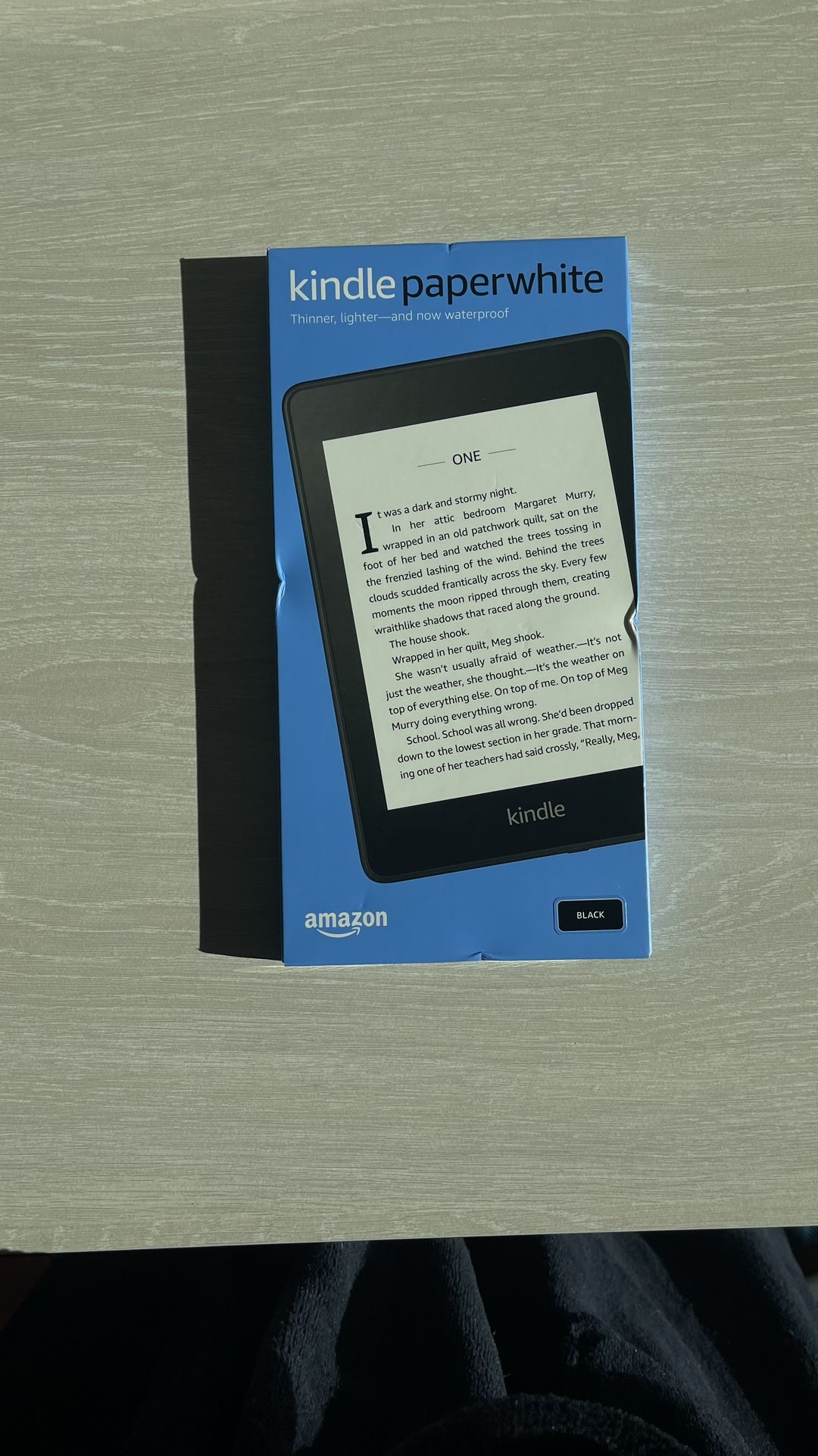 Kindle Paperwhite 8 GB, 6” display,  adjustable warm light – Black