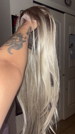 Lace platinum, blonde wig