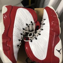 Red and white hot sale retro 9s