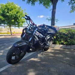 2002 honda cbr f4i {600}