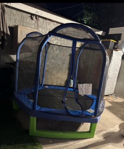 Trampoline 7 ft