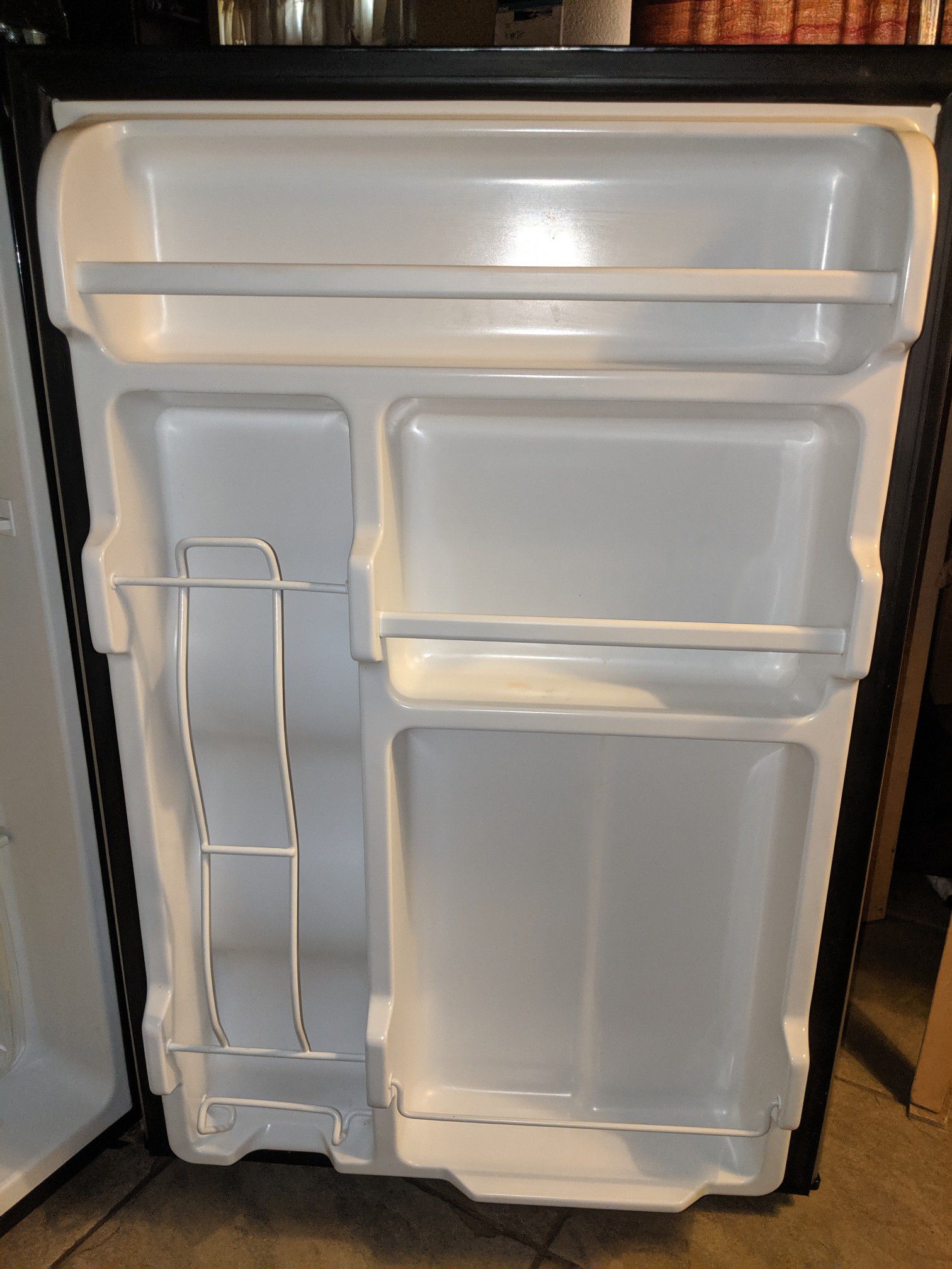 Frigidaire FFPH44M4LM 4.4 cu. ft. Compact Refrigerator with 2