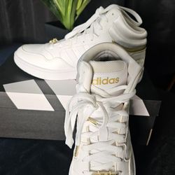 NEW Adidas Hoops 3.0 Mid Classic Gold Metallic Shoes – White – Size 9.5