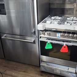Fisher paykel  fridge 33 inches  and stove side 24 new open box  warranty ready to deliver,,new open box warranty  ready to deliver