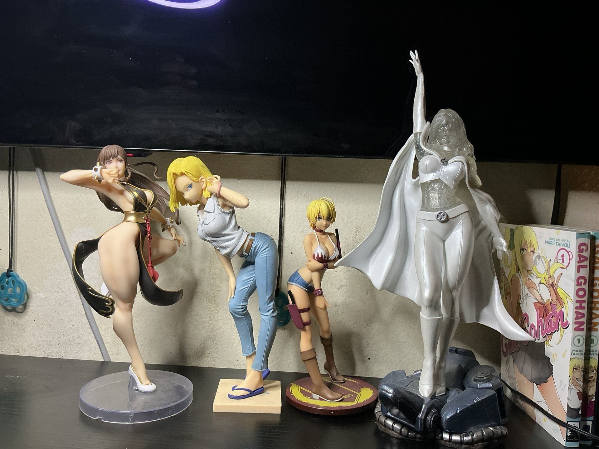 Anime Statues