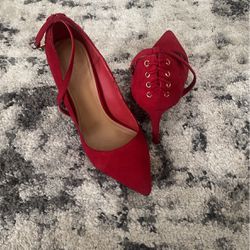 Red And Gold Pumps Size 7