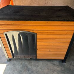 Dog House - wood , shingle material roof