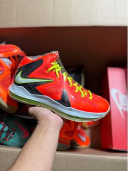 LeBron 10 Elite Total Crimson size 10.5 VNDS