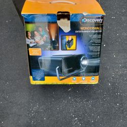 Wonder wall  Projector