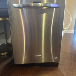 KitchenAid Stainless Steel Dishwasher – Model KDTM354DSS5