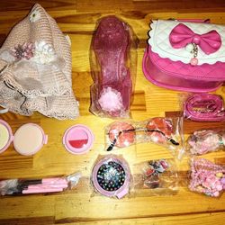 NEW Pretty In Pink Blush Little Girl Dress Make Up Kit