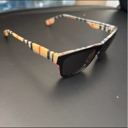 Burberry Sunglasses