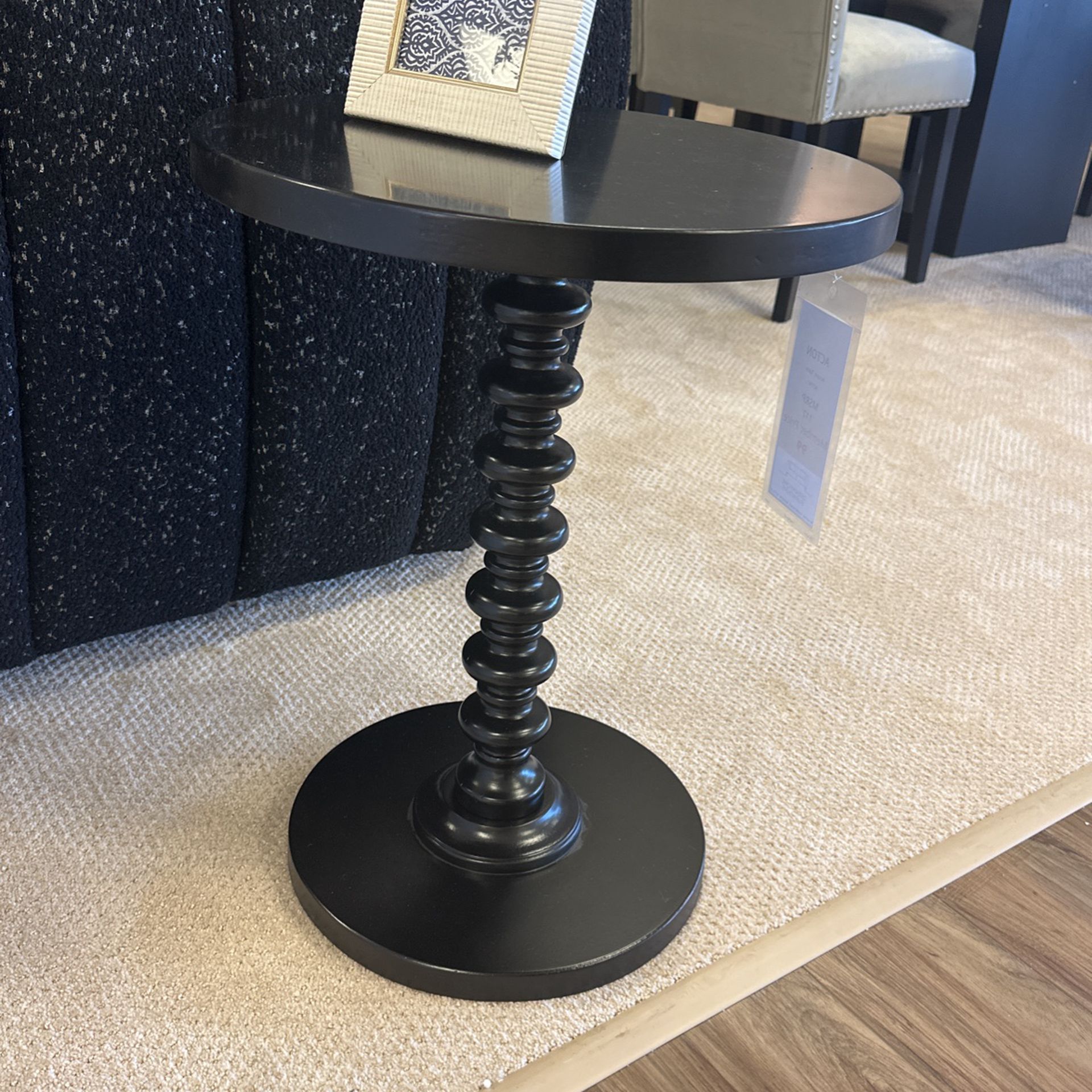 ✅Accent End Side Table (in Store Item 