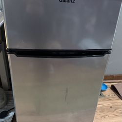 Mini Refrigerator 