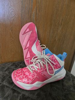 Moolah High Top Sneakers: Pink & White