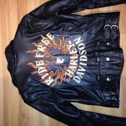  Ladies Harley Davidson Leather Jacket