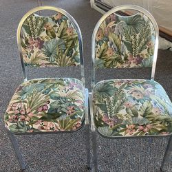 7 Vintage Chairs  20 Each