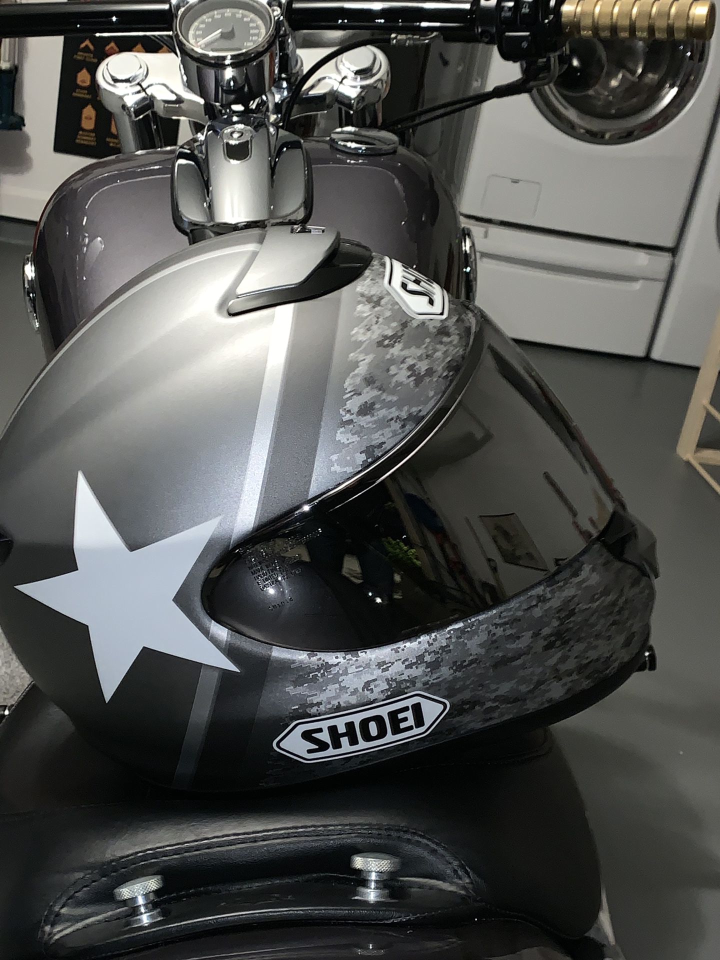 SHOEI- 51-1031 Helmet for Sale in Royal Palm Beach, FL - OfferUp