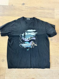 Kith - T Shirt Sz XL Button Up Sz L