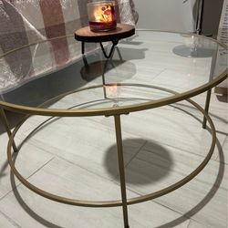 Accent table - Coffee table
