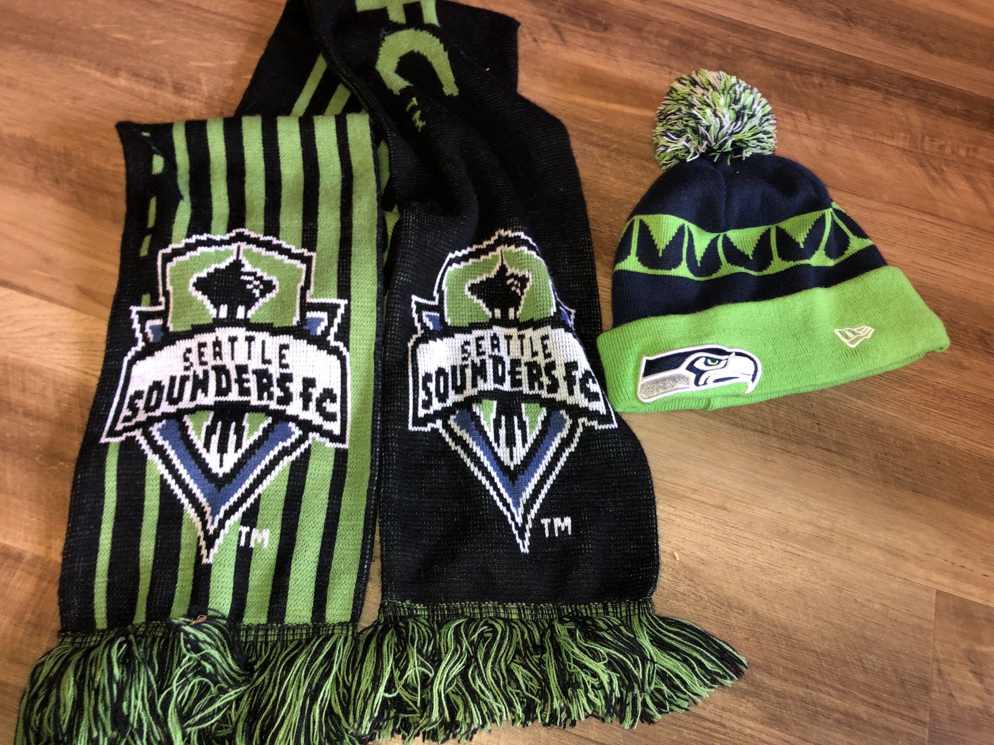 Seattle Sounders / Seahawks Scarf And Beanie Bundle