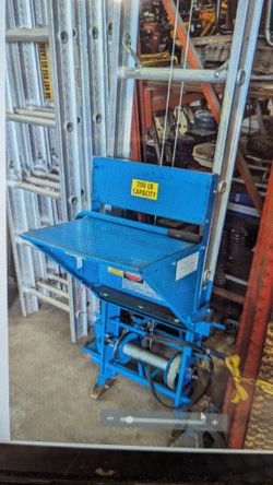 Roof Hoist